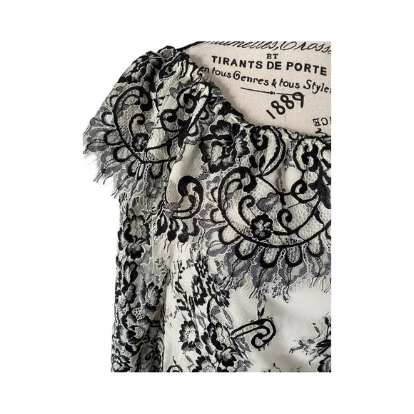 White House Black Market 3/4 Sleeve Lace Overlay Blouse Top NWT Size S - Picture 3 of 11